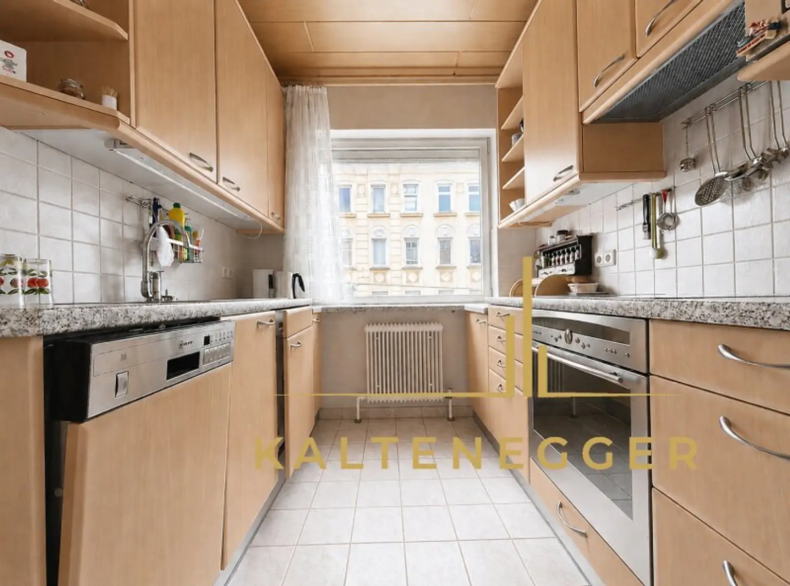 Küche 6,67 m² mit allen Geräten inkl. Waschmaschine
