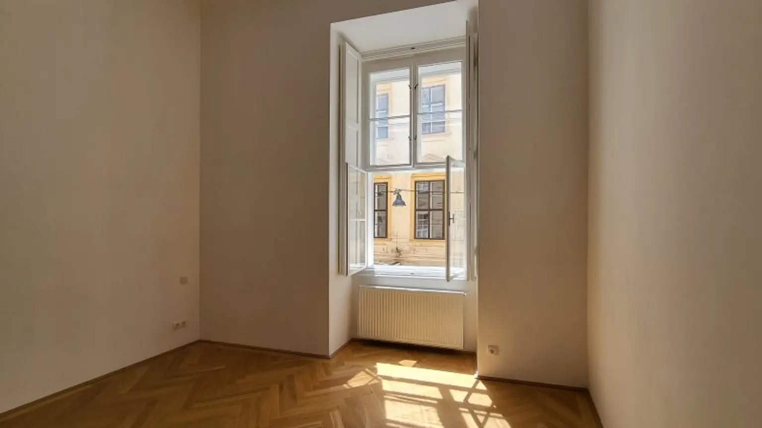 Singlehit: Cityapartment - Super zentrale Innenstadtlage - Topsanierter Zustand - Sonnige Ausrichtung