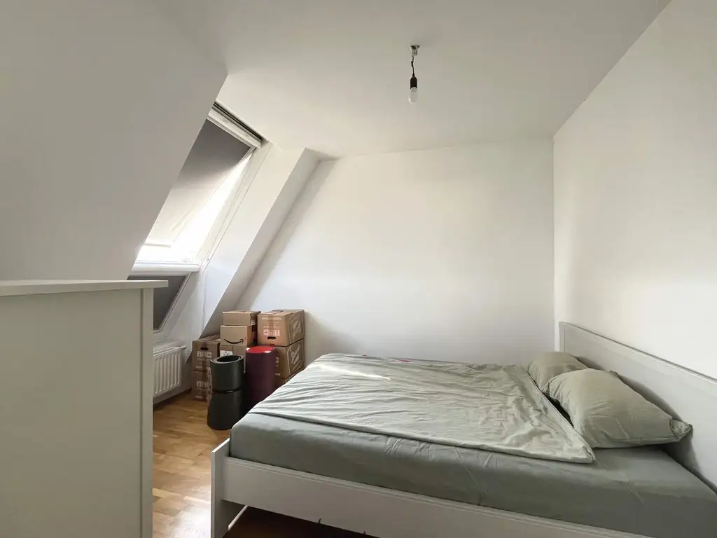 Unbefristet vermietete 2-Zimmer-Wohnung in super Lage -
mit ca. 3,4 % Bruttoanfangsrendite!