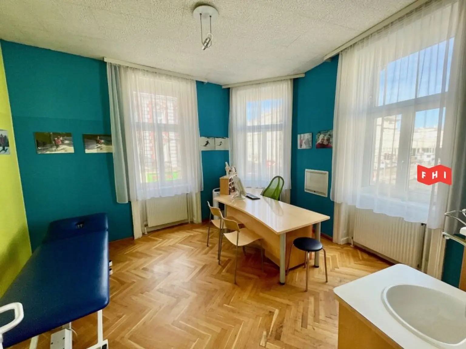 Gepflegtes 4 Zimmer Altbau-Büro-Praxis Nähe Wattgasse/Hernalser Hauptstraße