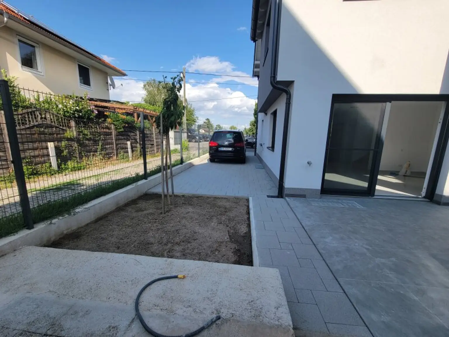 ERSTBEZUG!! MODERNES EINFAMILIENHAUS AM NÖRDLICHEN STADTRAND VON WIEN - 1210 WIEN LEOPOLDAU.