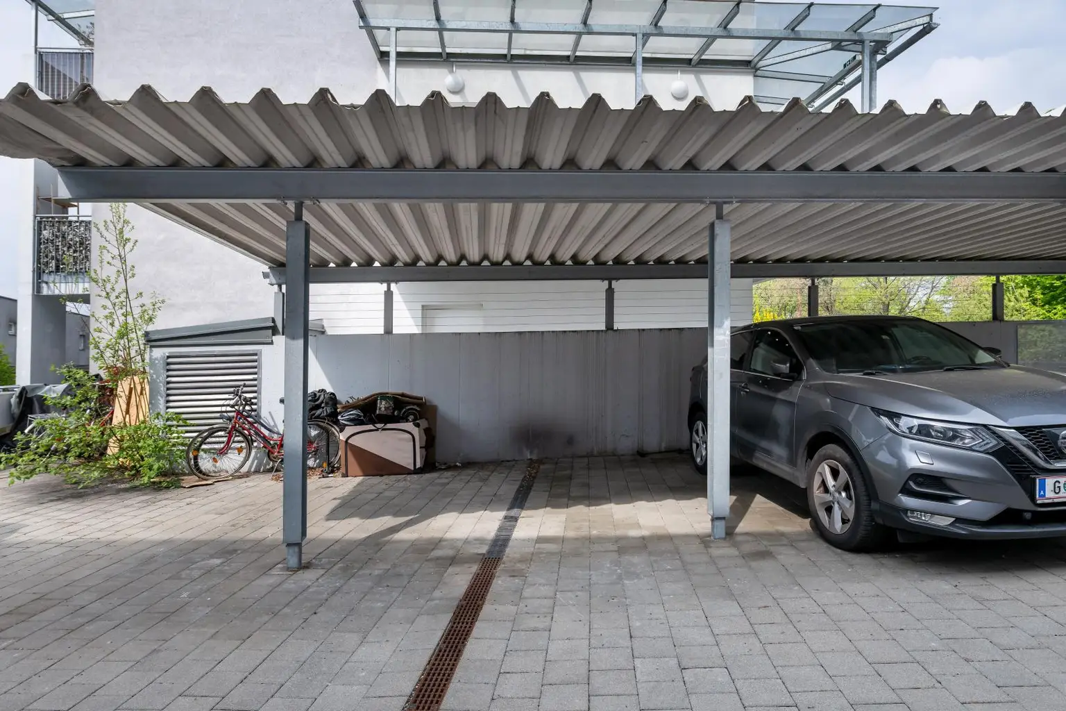 Eigenes Carport