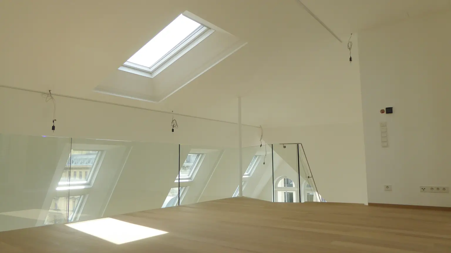 Universitätsstraße: Votivpark-Nähe : Makellose Eleganz - Niveauvolles Wohnen