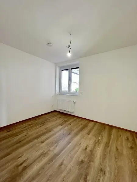 Moderne Dachgeschoßwohnung in Klosterneuburg: 75m² Erstbezug mit Terrasse!