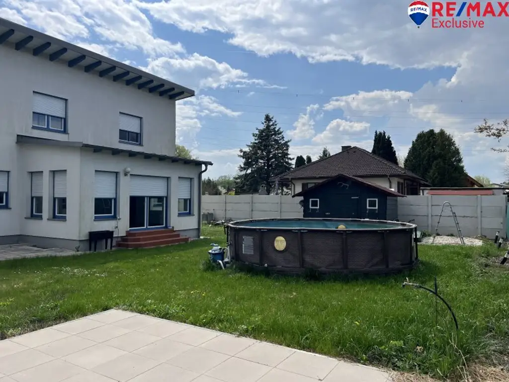 Großzügiges Einfamilienhaus mit Garten, Terrasse & Garage in Ebenfurth, 4 Zimmer, 195m²