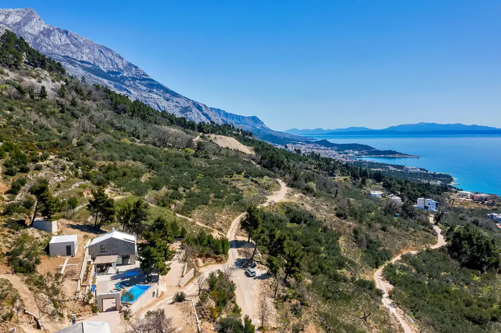 Stone Mansion Makarska – Mediterrane Eleganz mit Investitionspotenzial