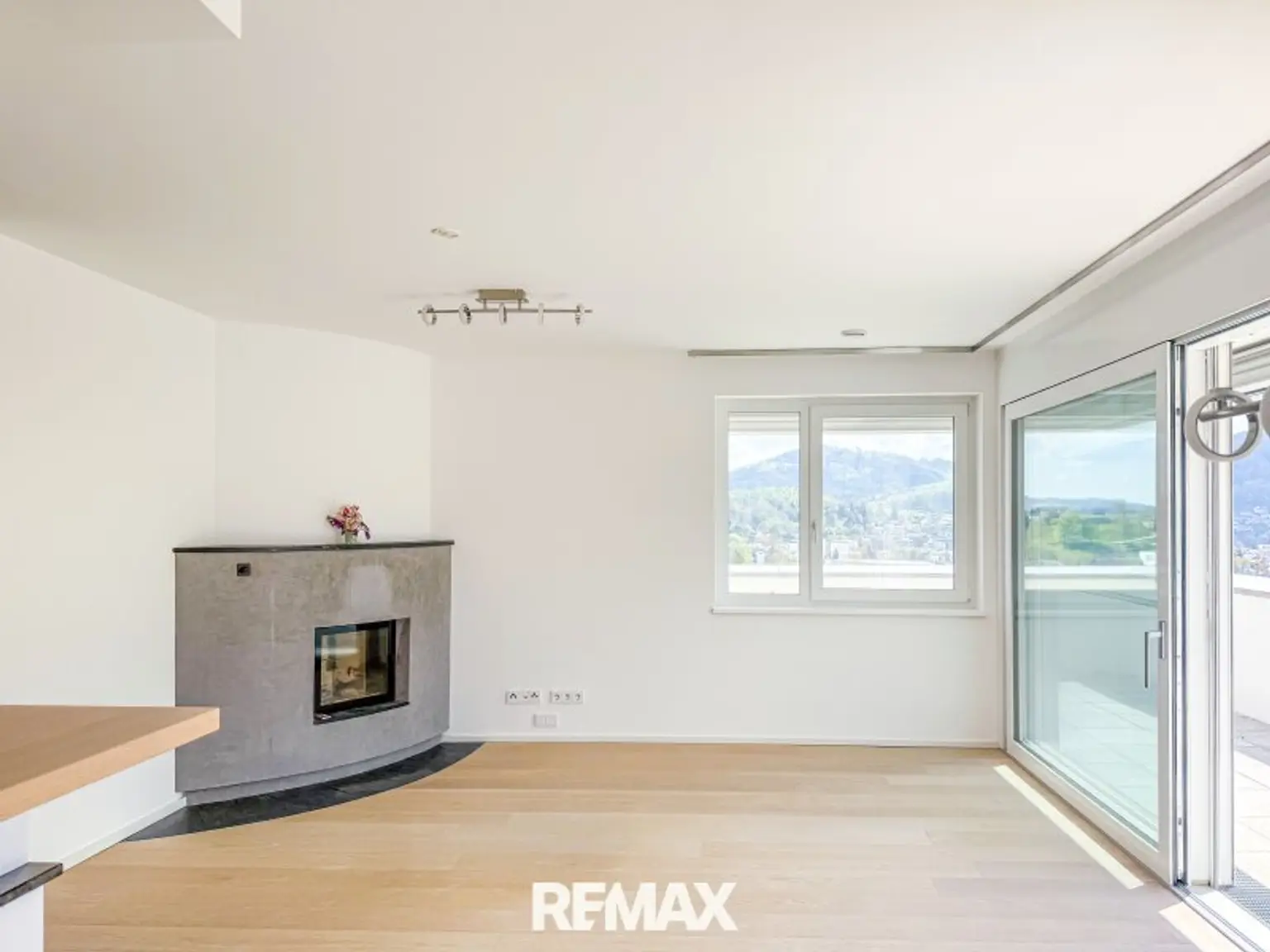 Wohn-, Essbereich mit Terrassenausgang