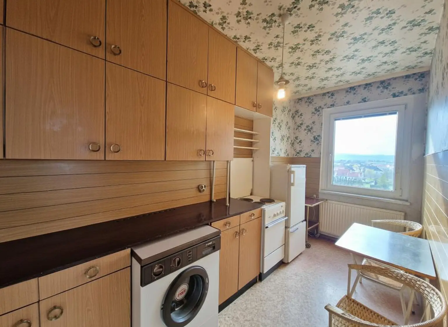 Küche mit Fenster Richtung Westen