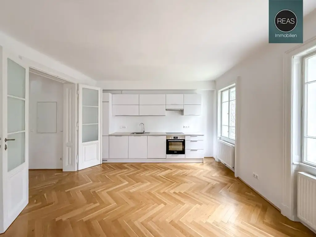 Büro mit Gartenblick und Erker in Bestlage neben dem Schubert-Museum! Gartennutzung inklusive!