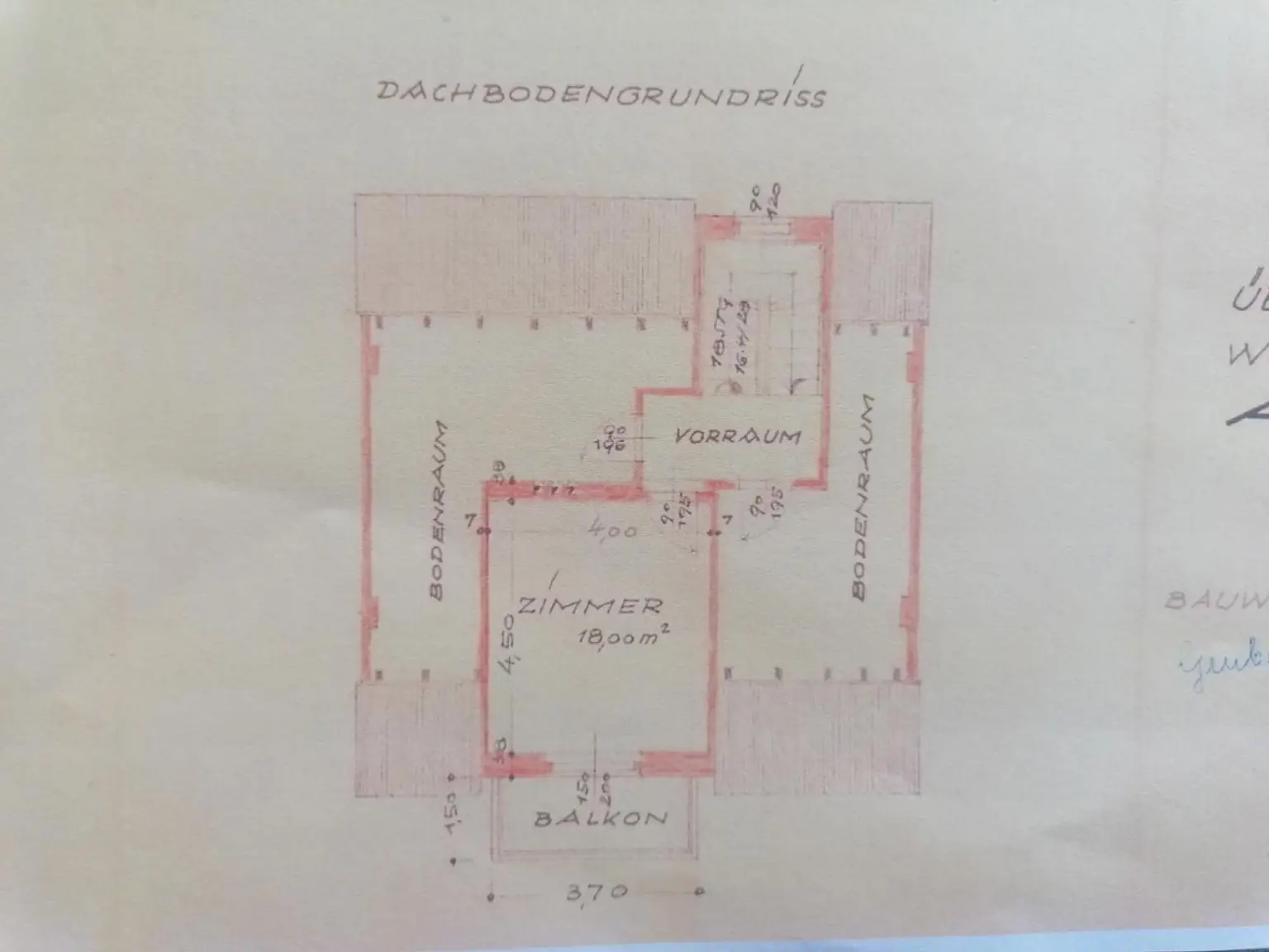 Einfamilienhaus mit kleinem Garten