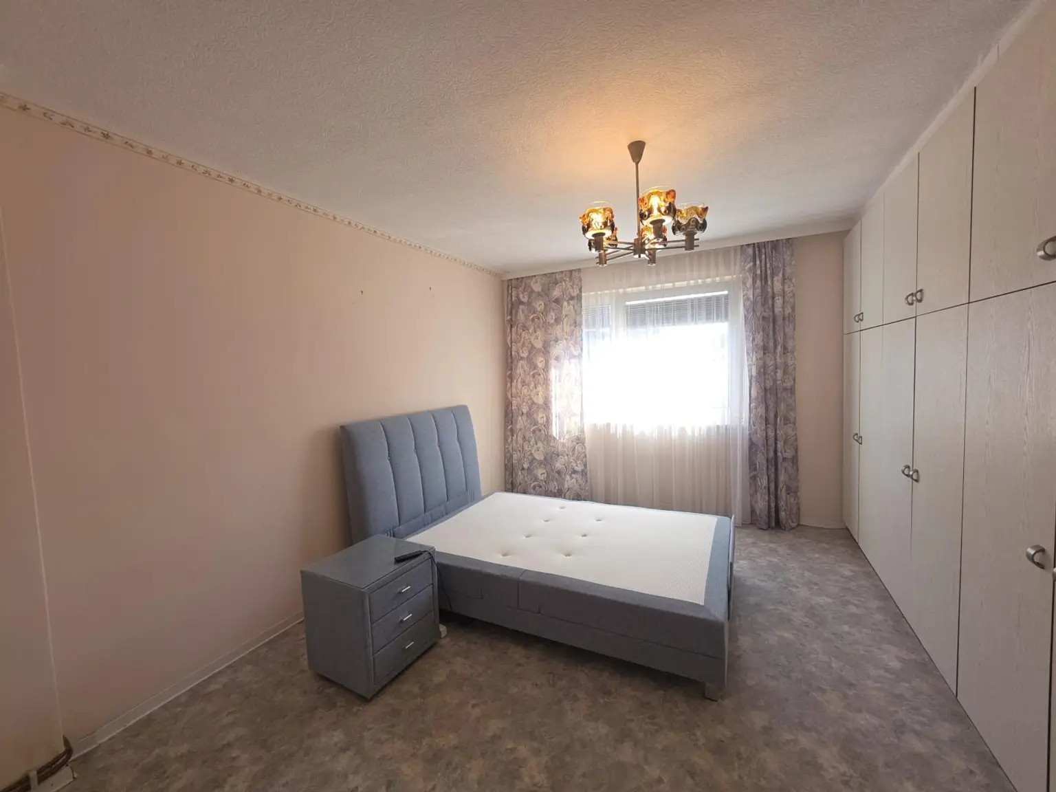 Schlafzimmer im OG