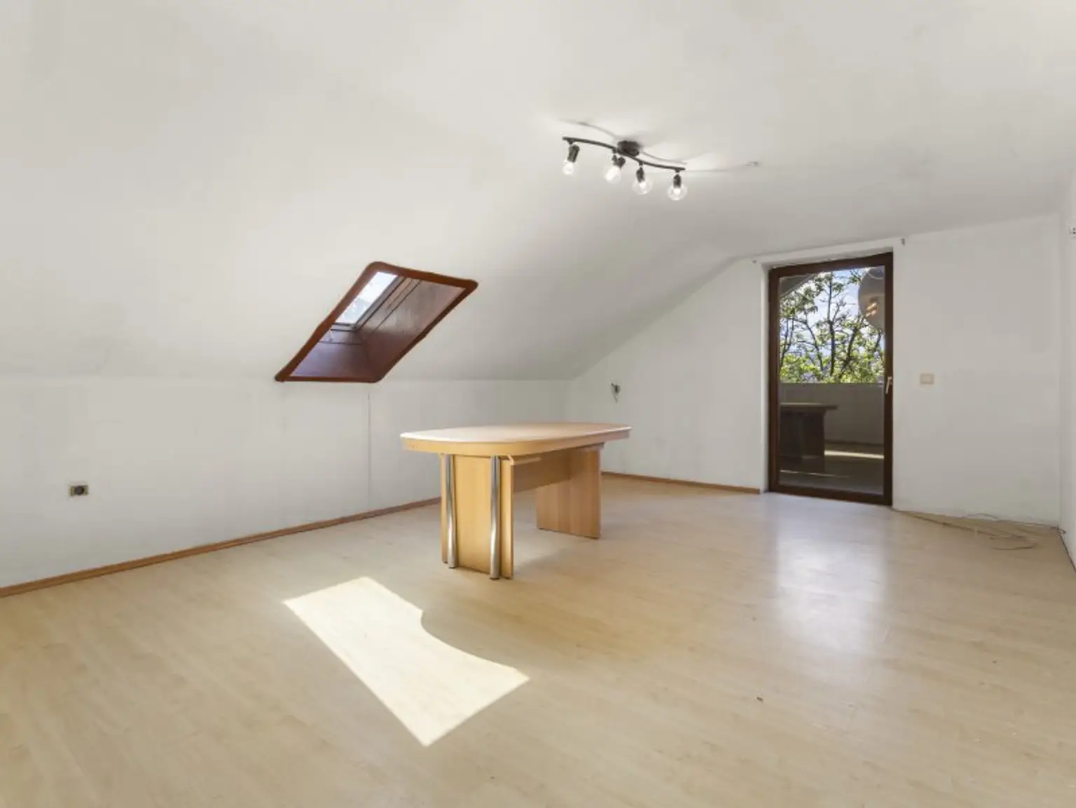 Zweifamilienwohnhaus mit 200m² in Waidmannsdorf in Aussichtslage - Karawankenblickstraße