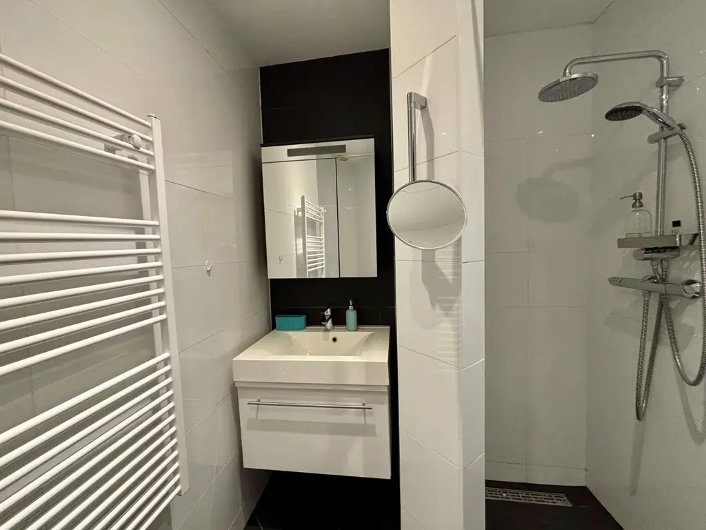 Durchdacht. Praktisch. Modern - DG Wohnung nähe Augarten