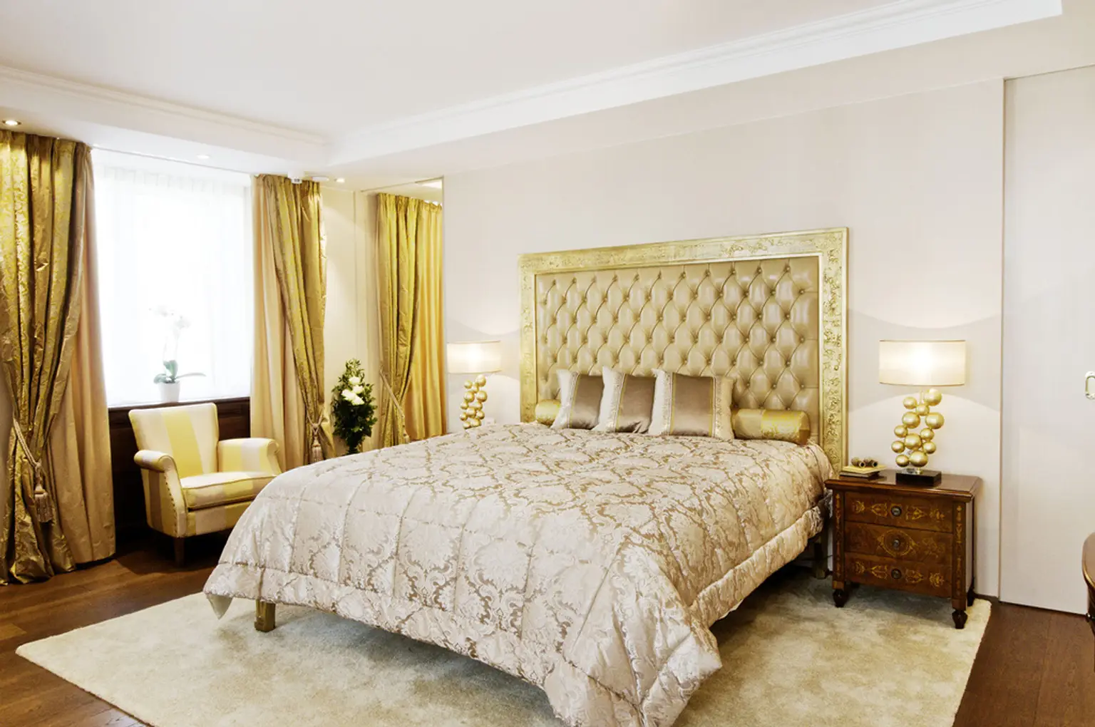 TOP-CITY-LAGE NÄHE PALAIS COBURG | LUXURIÖSE 7-ZIMMER WOHNUNG | EXKLUSIVE AUSSTATTUNG