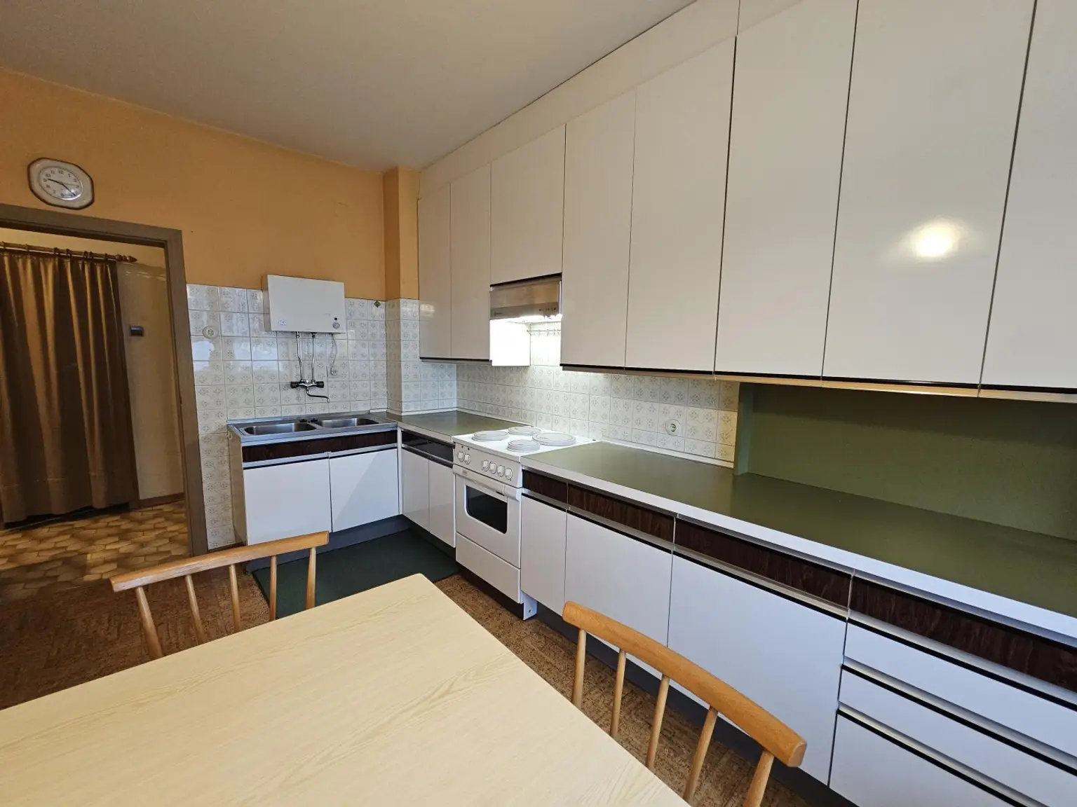 Küche mit viel Bewegungsfreiheit