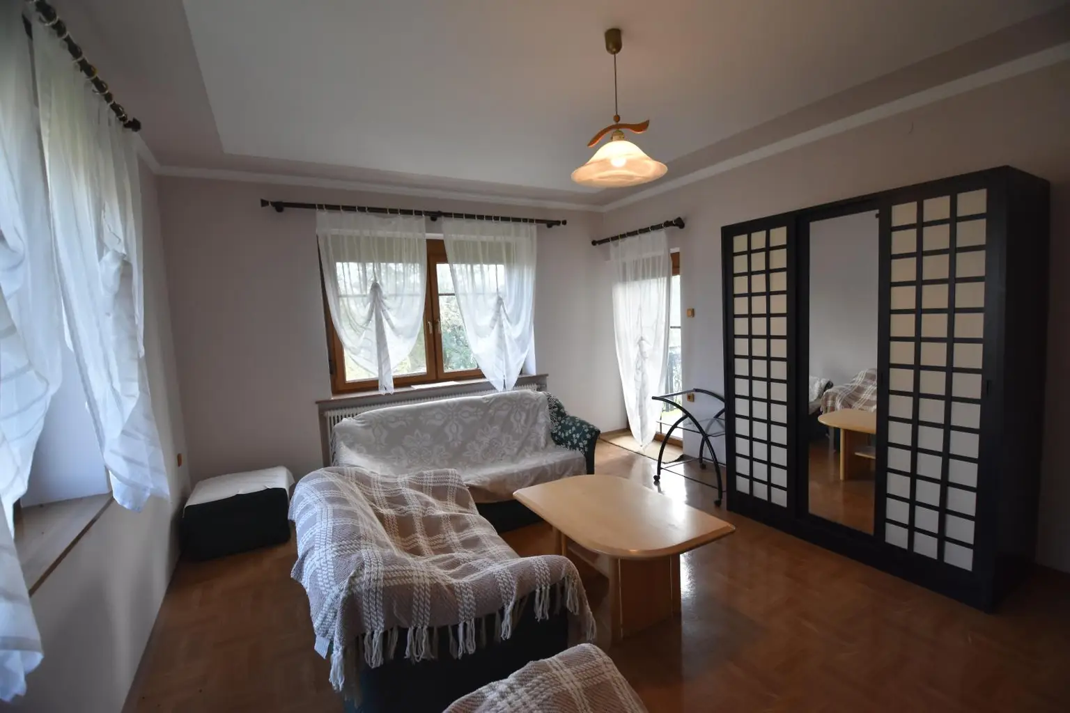 Mehrfamilienhaus mit viel Potenzial und Bauland-Agrar Widmung!