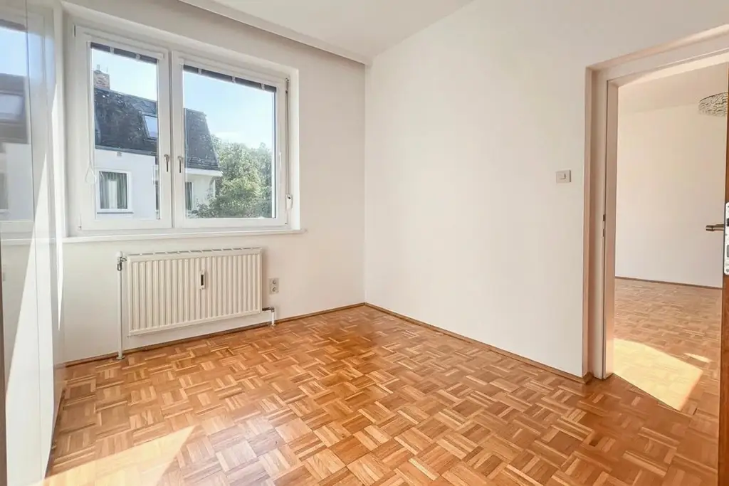 "Retro Chic Living! Nähe Pötzleinsdorfer Schlosspark inkl. 75 m² Dachterrasse"