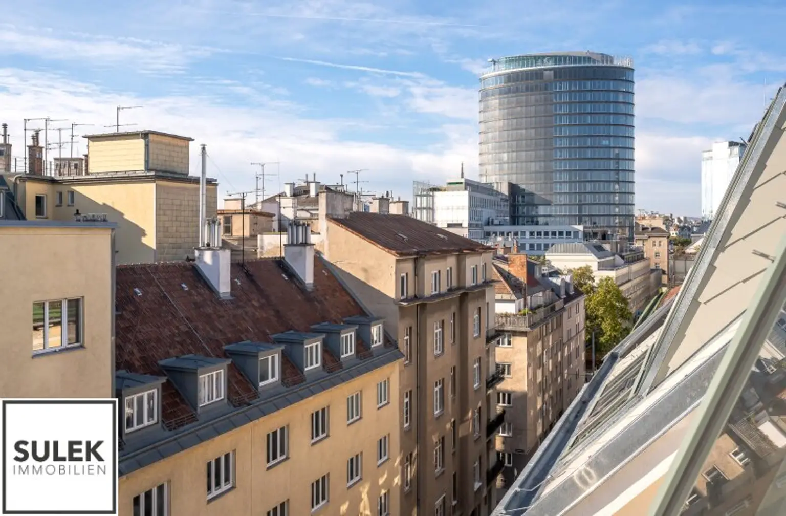 Dachgeschoßwohnung im Herzen des 2. Bezirks – 72 m² Wohnkomfort