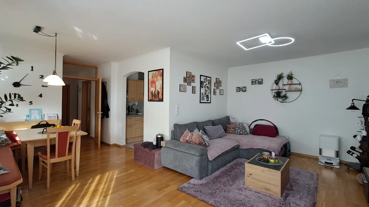 Exklusives Wohnerlebnis in Pfunds: Charmante Terrassenwohnung mit Penthouse-Charakter