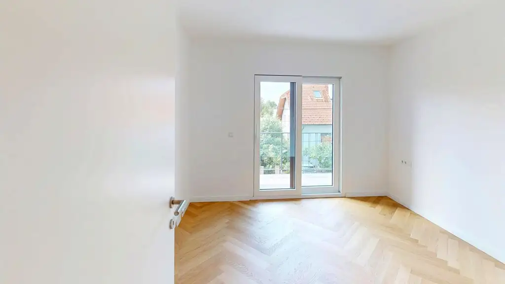 ETWAS GANZ BESONDERES Neuwertige Villa in Grün und Ruhelage nähe Alte Donau mit gepflegtem Garten in privilegierter Lage Wien 1210