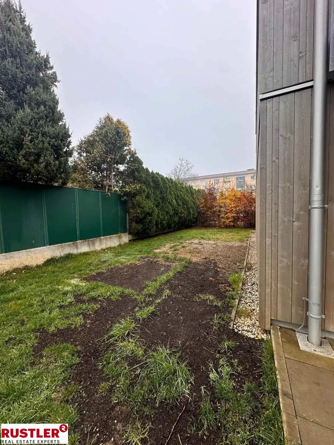 Exklusive 3-Zimmer Gartenwohnung mit großem, uneinsehbarem Garten