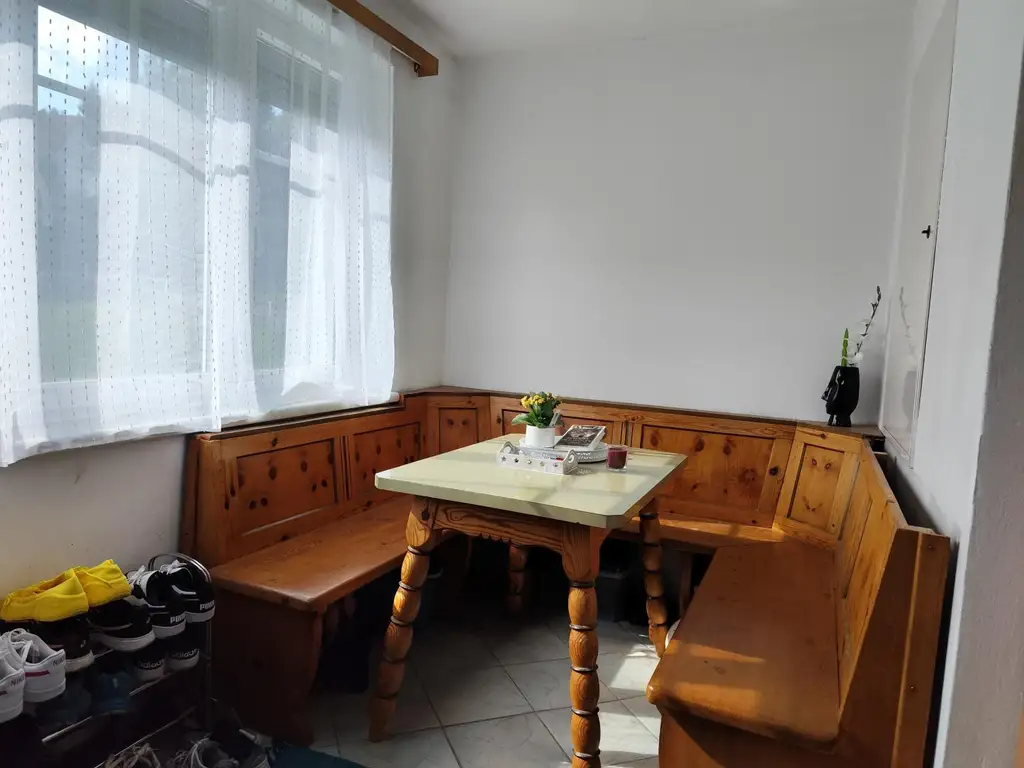 *** Gemeinschaftsprojekt oder Investment? Zwei Häuser, sechs Stellplätze, großes Grundstück in Toplage! ***