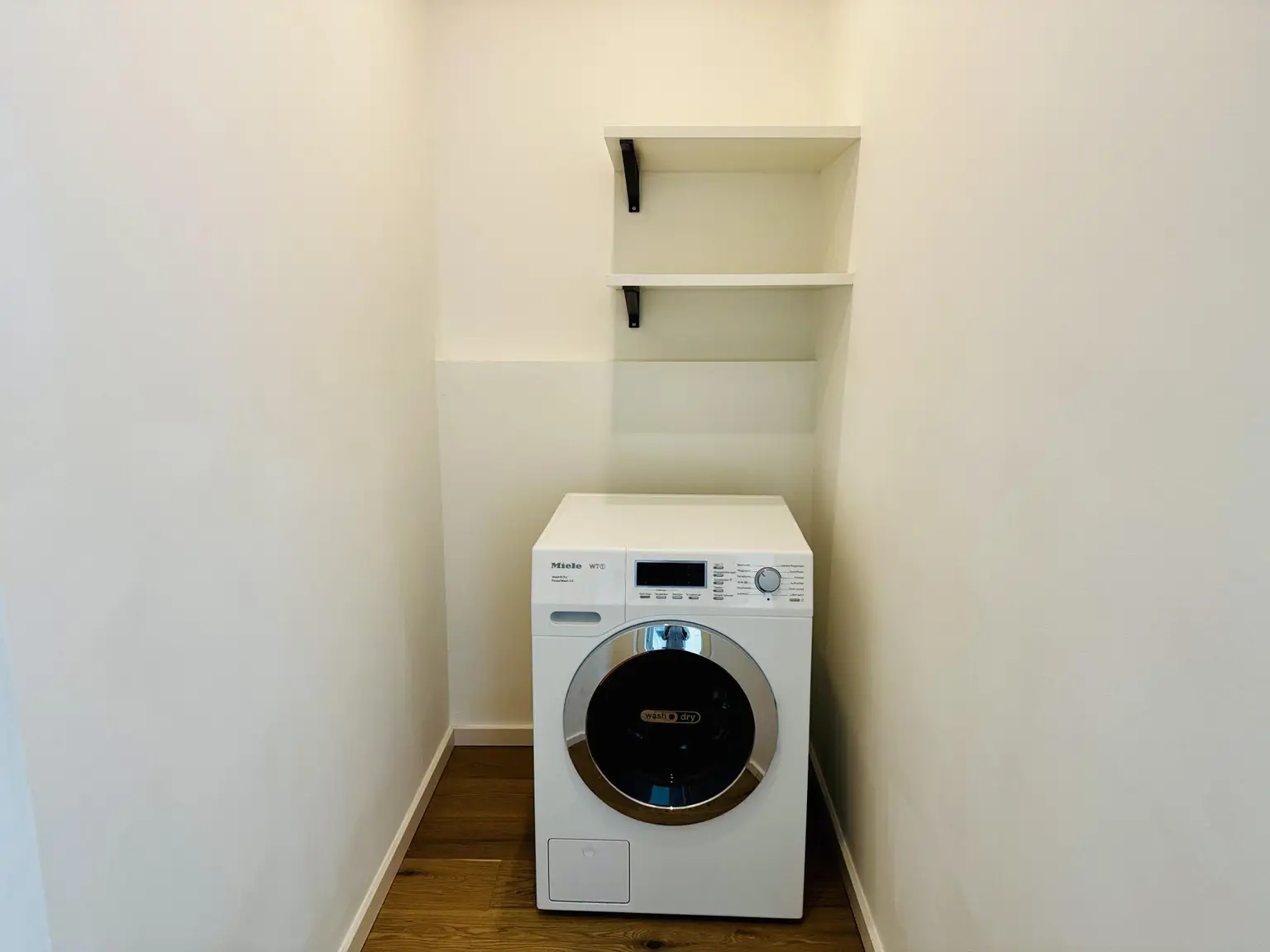 Dachgeschoßwohnung# U6 & U5# AKH