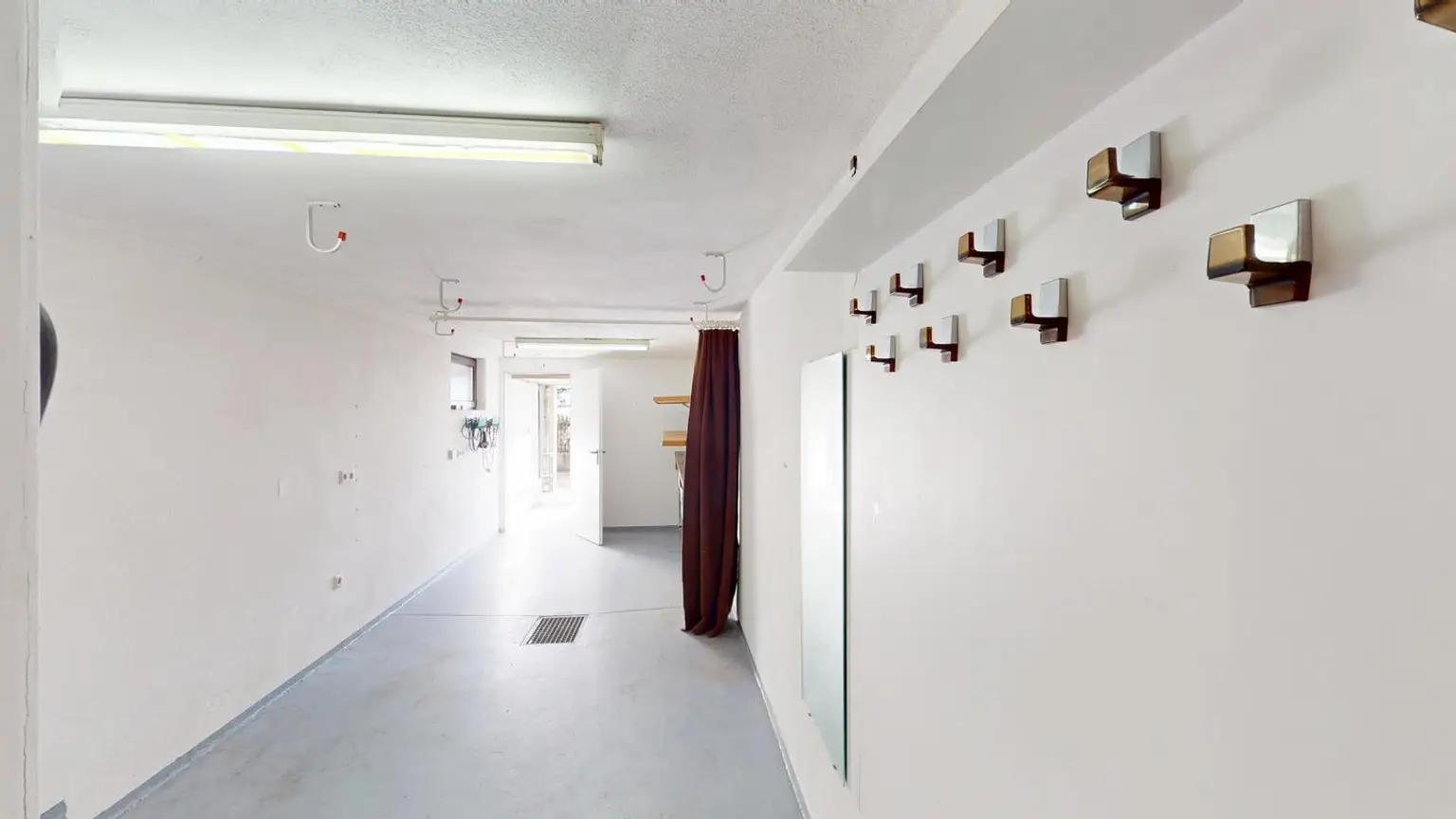Bauträgergrundstück 725 m² mit Altbestand – Eßling, 1220 Wien