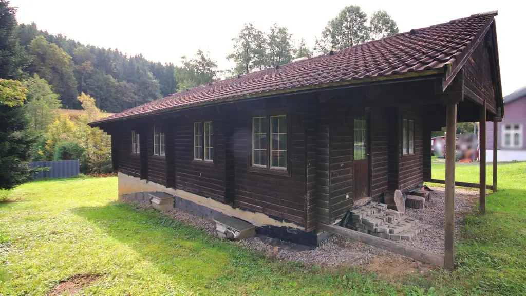 Ruhiges Grundstück mit Bestandshaus – Ihr Platz für neue Wohnideen