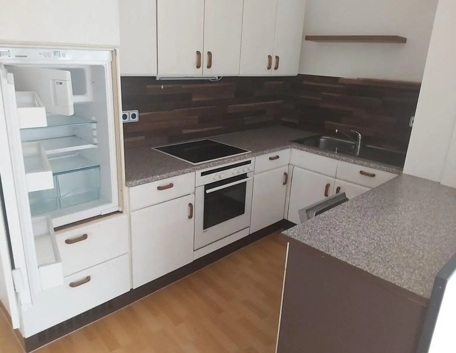 Günstige 2-Zimmer-Dachgeschosswohnung mit Küchenblock in Krieglach im Mürztal zu mieten !