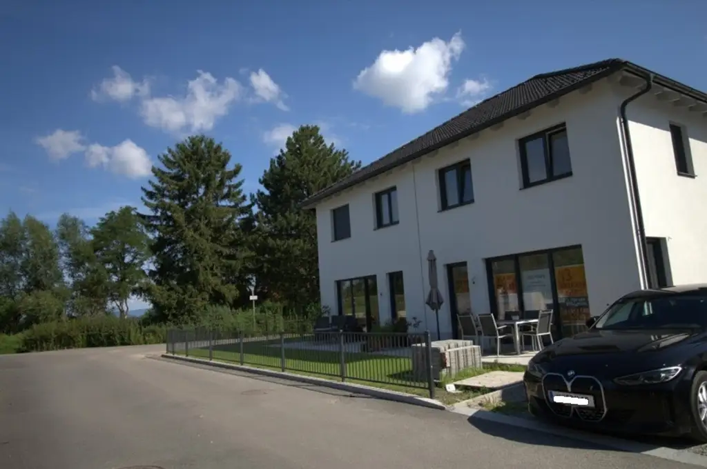 🏡 Erstbezug in EBENFURTH! Doppelhaushälfte mit Garten & 116 m² Wohnfläche – Jetzt besichtigen!