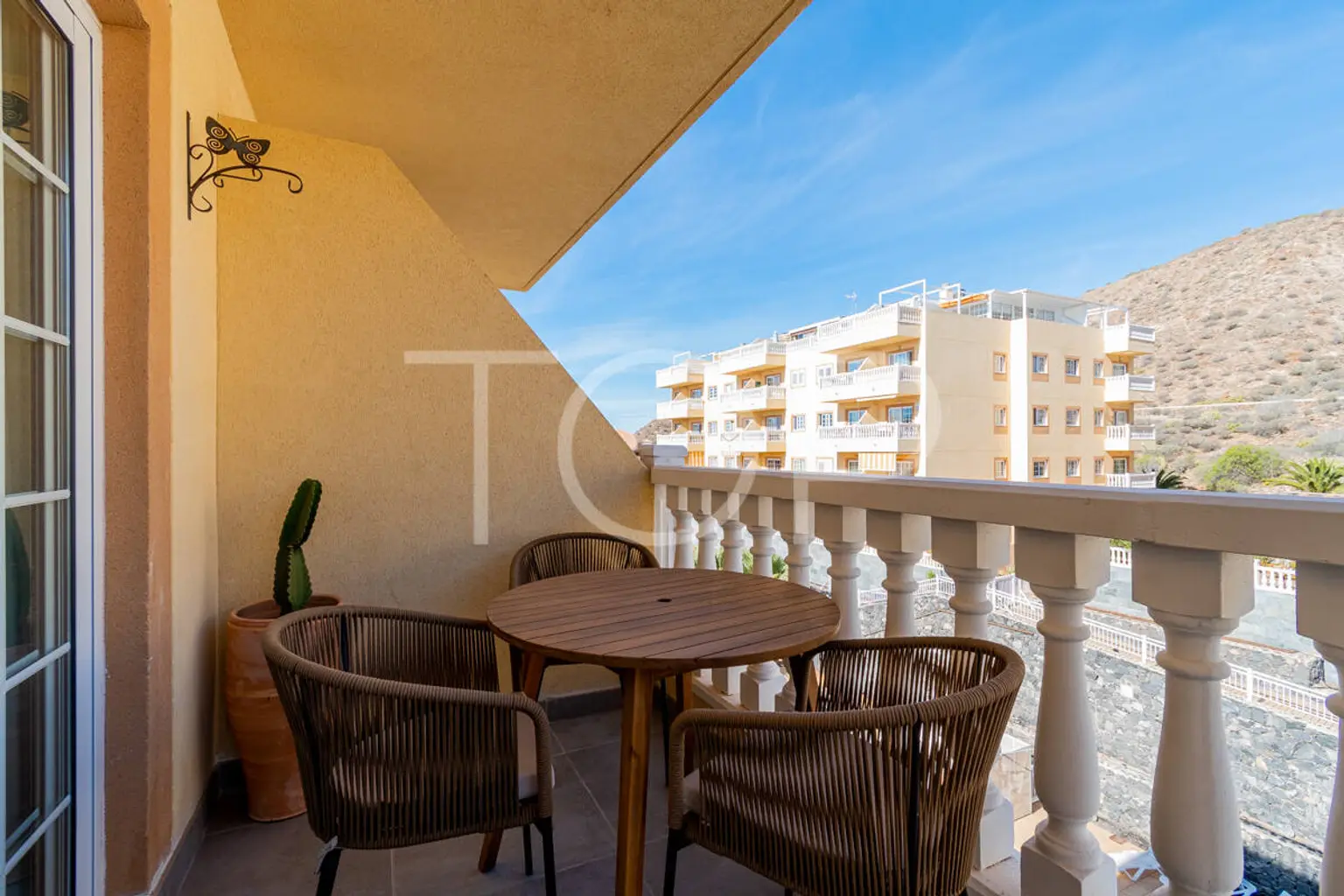 Apartment-El-Palm-Mar-Balcony-Tenerife