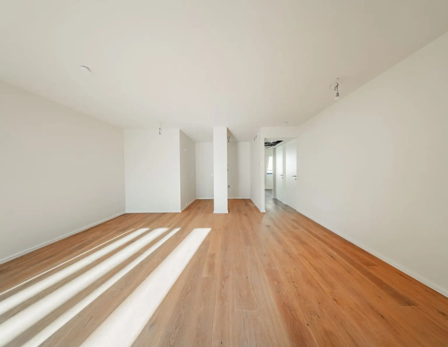 ESSENZ NO. 1 - Die neue Avantgarde des Wohnens - Großzügige 2-Zimmer-Wohnung mit Balkon