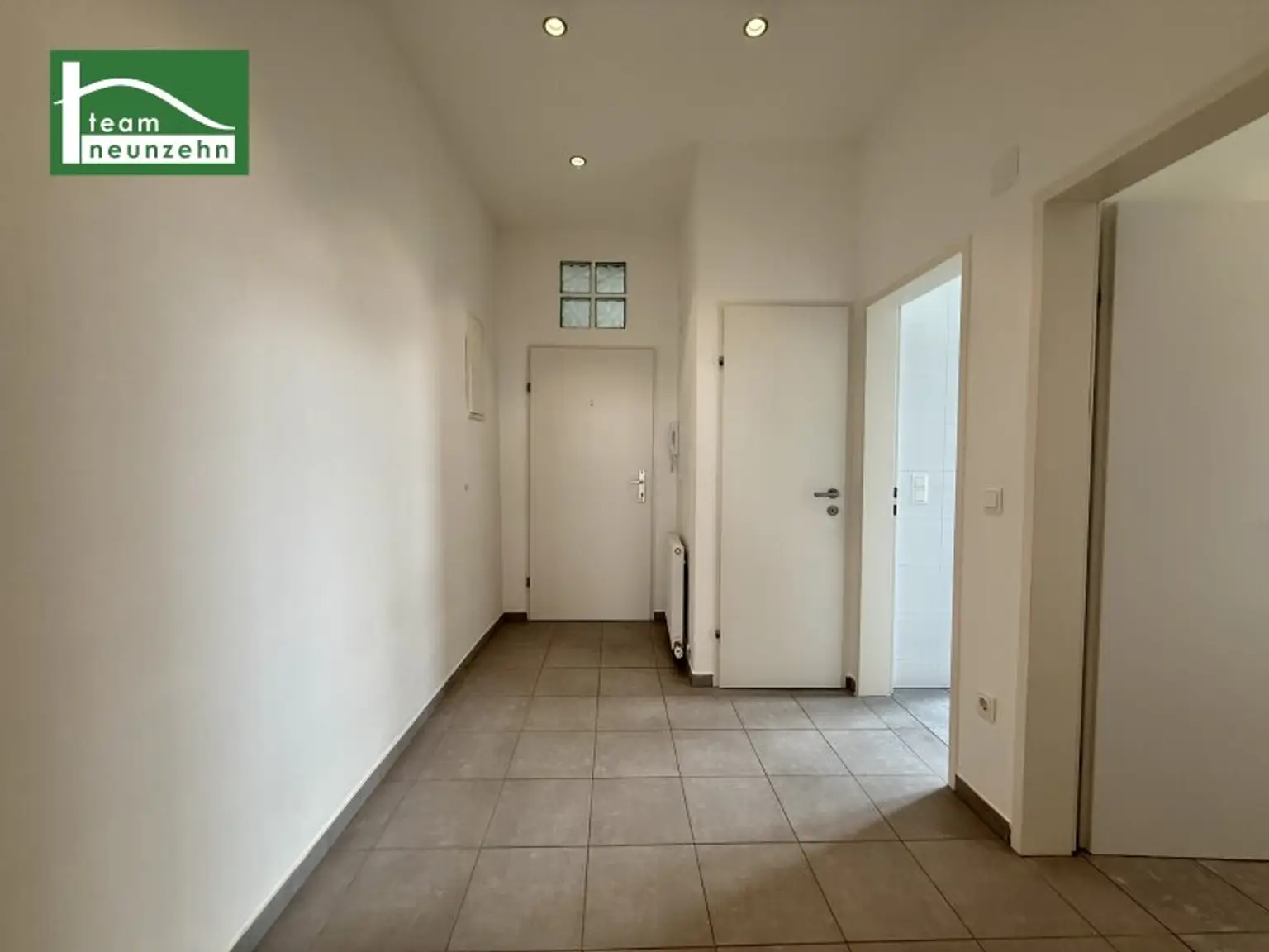 Helle 2-Zimmer-Wohnung in ruhiger Seitengassenlage – sofort beziehbar!