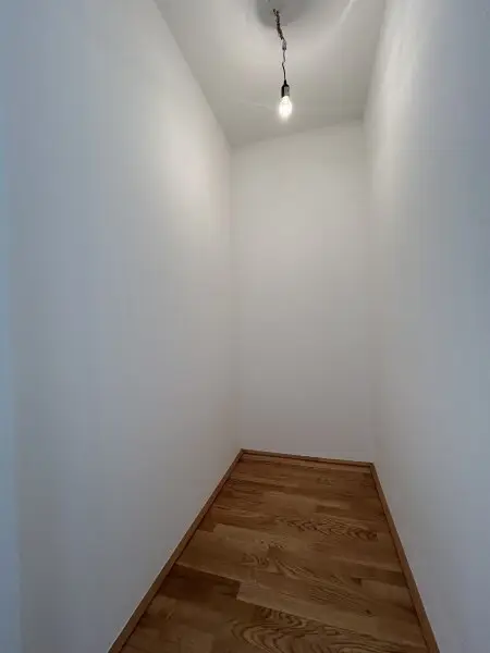 Traumhafte 3-Zimmer Wohnung in Wien: Erstbezug mit Balkon und Garage!