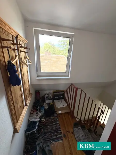 Endlich Zuhause: Wo Platz auf Lebensqualität trifft! - Haus mit 10 Zimmern, Garage und 5 Bädern