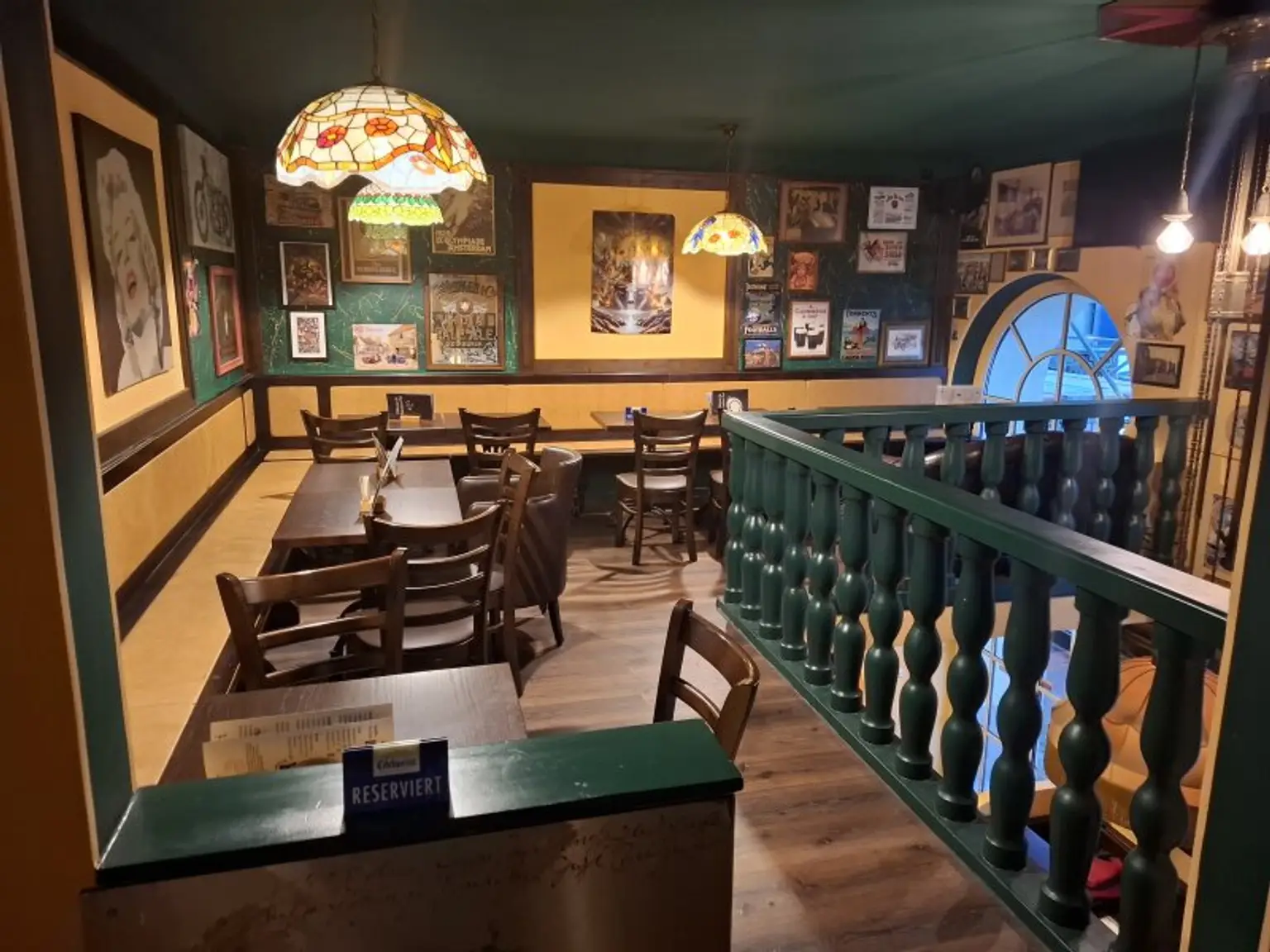 PACHTLOKAL BAR PUB MIT GROSSEM GARTEN GASTROTEL IMMOBILIEN