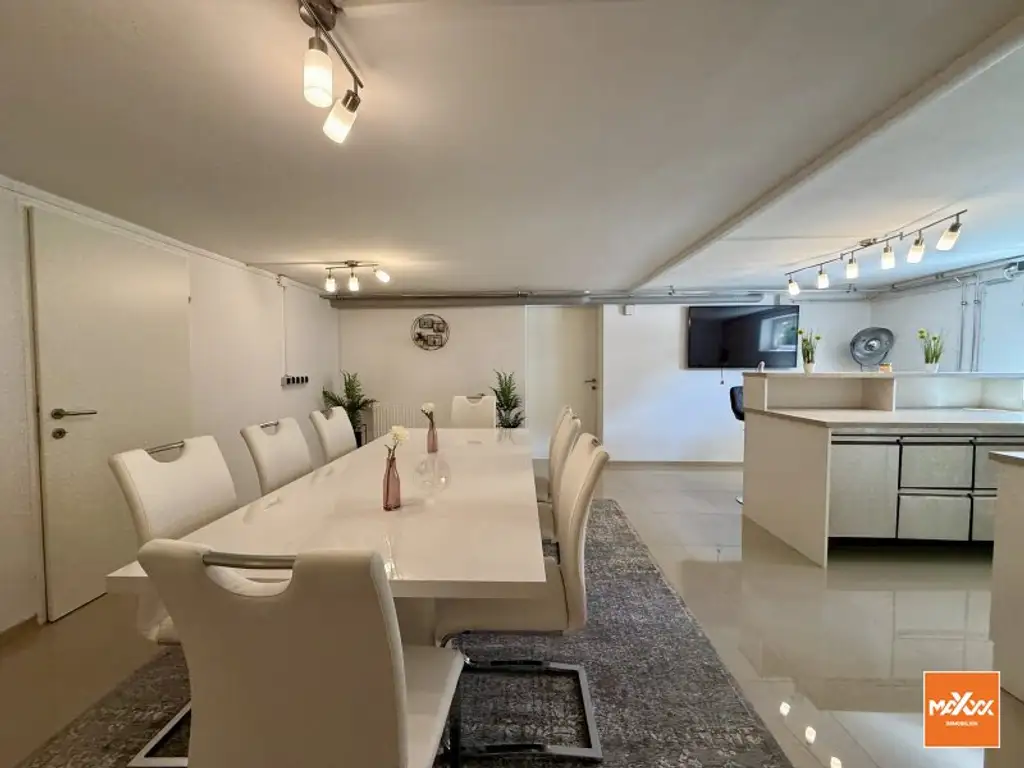 Provisionsfrei! Modernisiertes Einfamilienhaus mit 5 Zimmern & großem Keller!