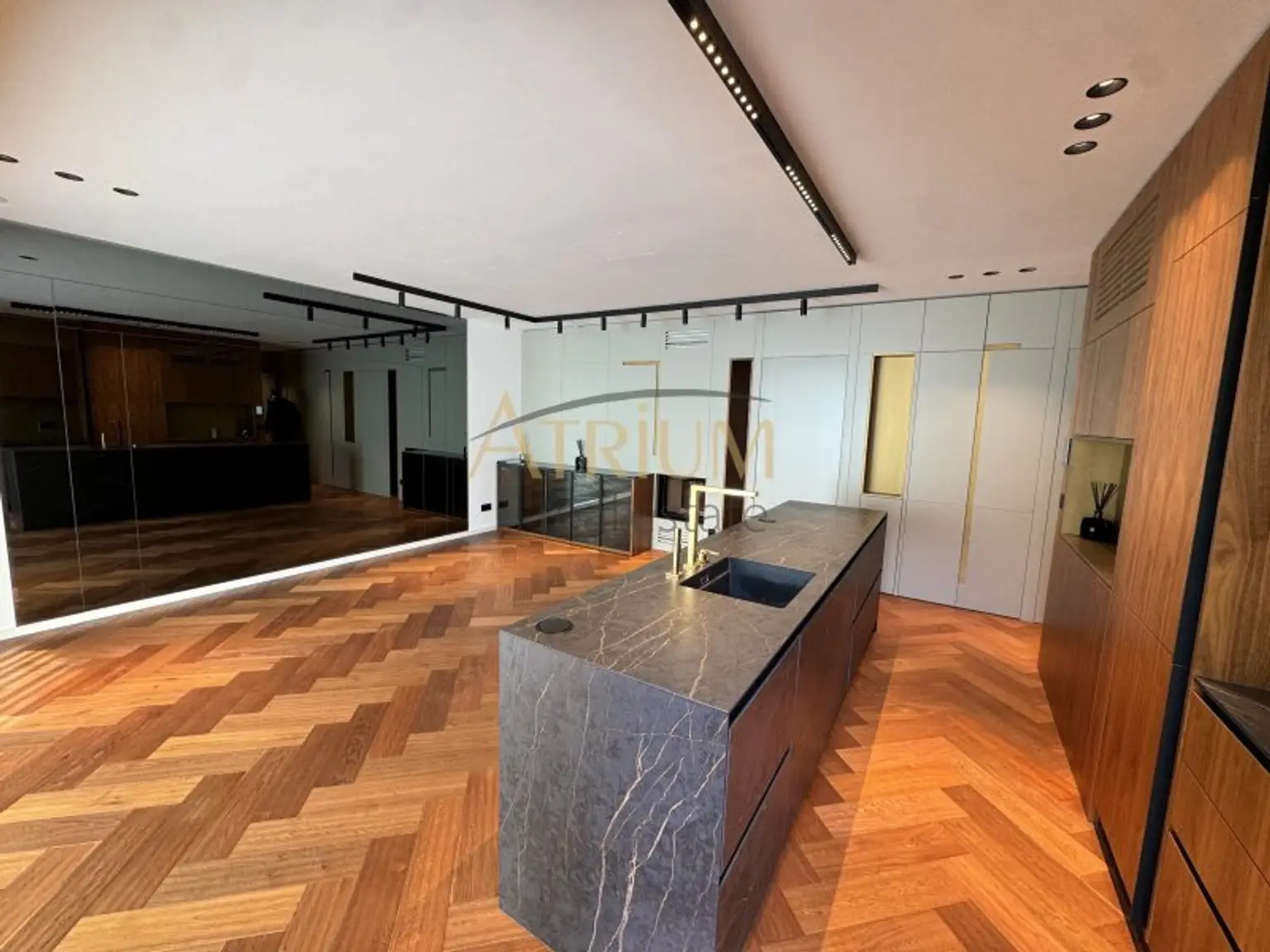 Moderne 3-Zimmer Wohnung in Toplage mit Terrasse & Blick auf den Stephansdom