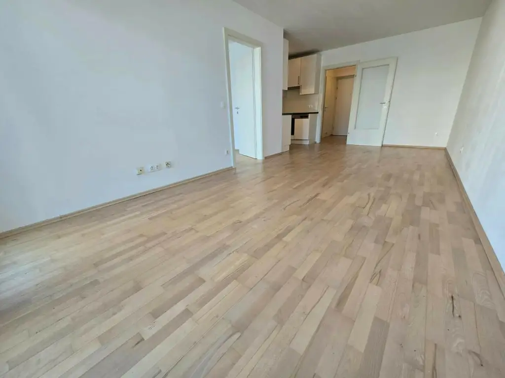 Moderne 2 Wohnung mit zwei großen Balkonen und Tiefgaragenplatz - ab sofort - Eggenberg!