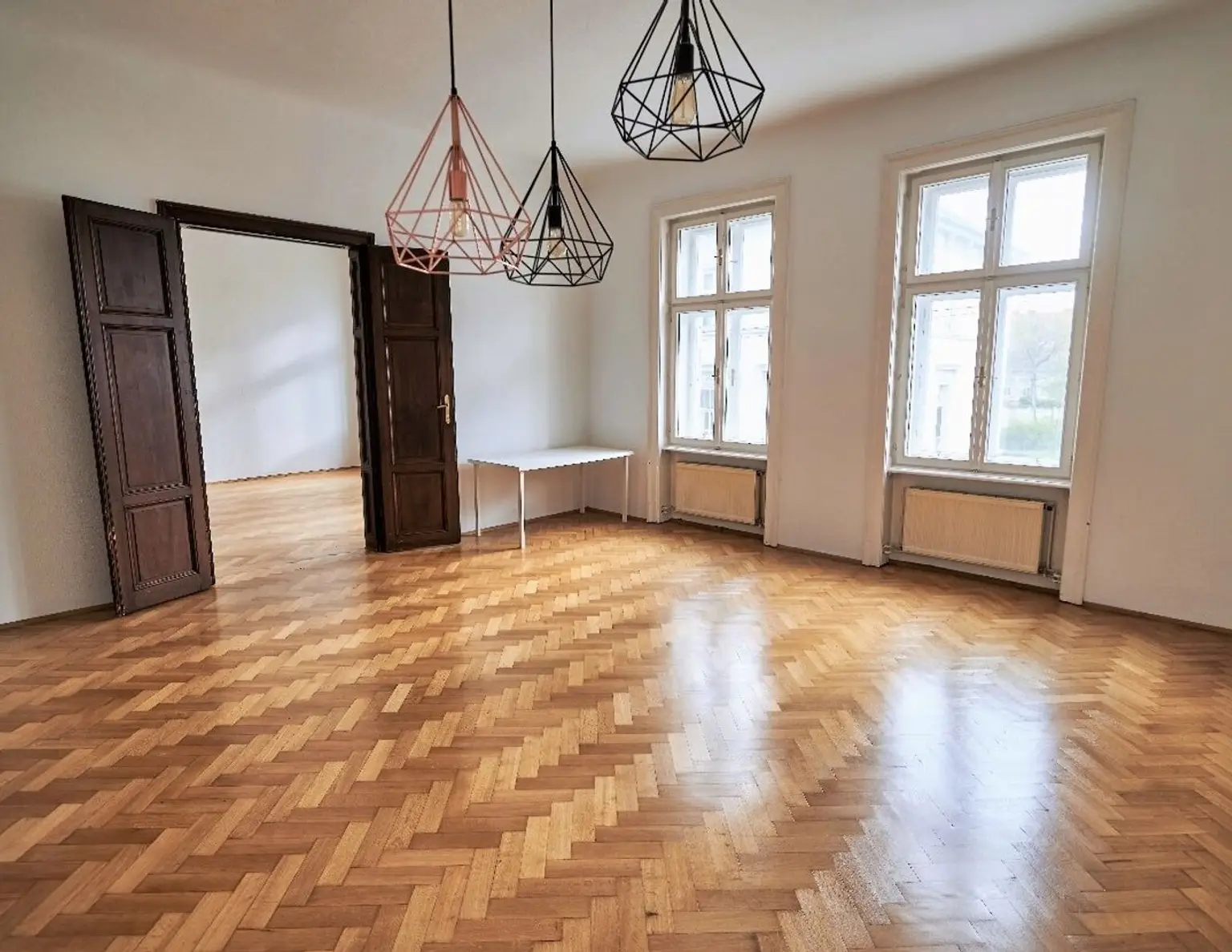 Altbau Rarität: 3-Zimmer-Wohnung, Küche extra in der Merangasse in Graz mit Terrasse hofseitig: 108 m²- Ihr neues Zuhause wartet!