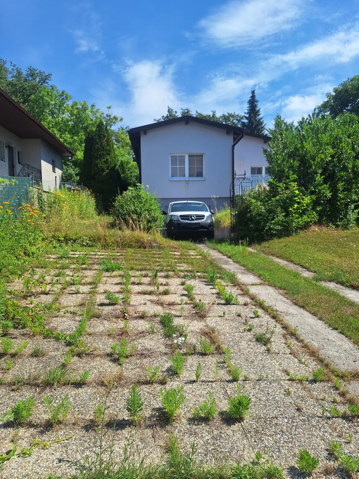 LIEBEVOLL SANIERTER BUNGALOW IN BEGEHRTER WOHNLAGE SAMT HOHER LEBENSQUALITÄT UND GUTER VERKEHRSANBINDUNG