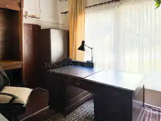 Büro EG