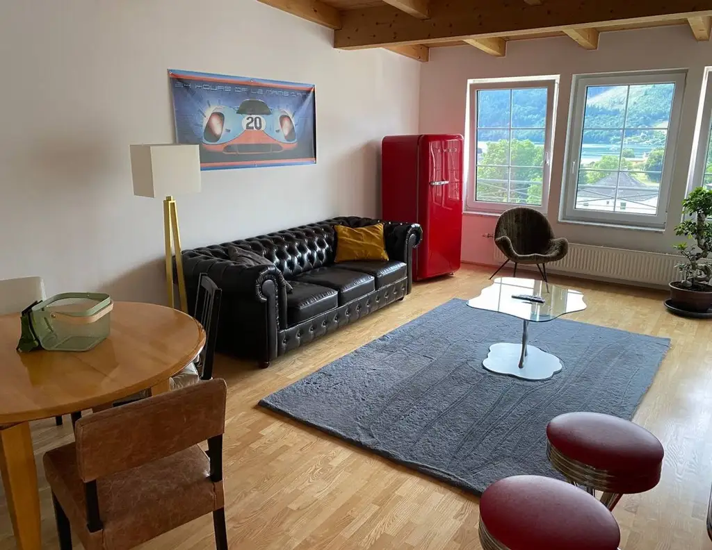 Traumhafte Dachgeschoßwohnung mit Seeblick am Millstätter See - Ihr neues Zuhause!