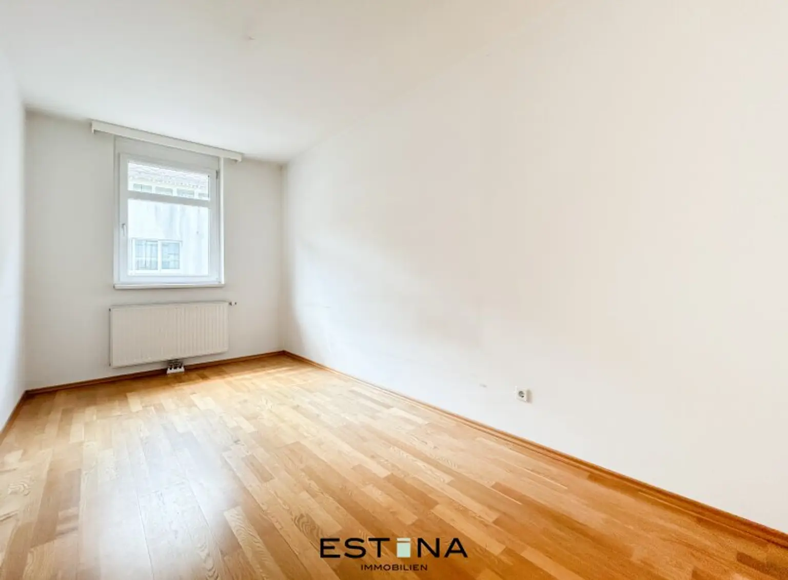 Stilvolle Wohnung mit Balkon in bester Lage - U6 Alser Straße