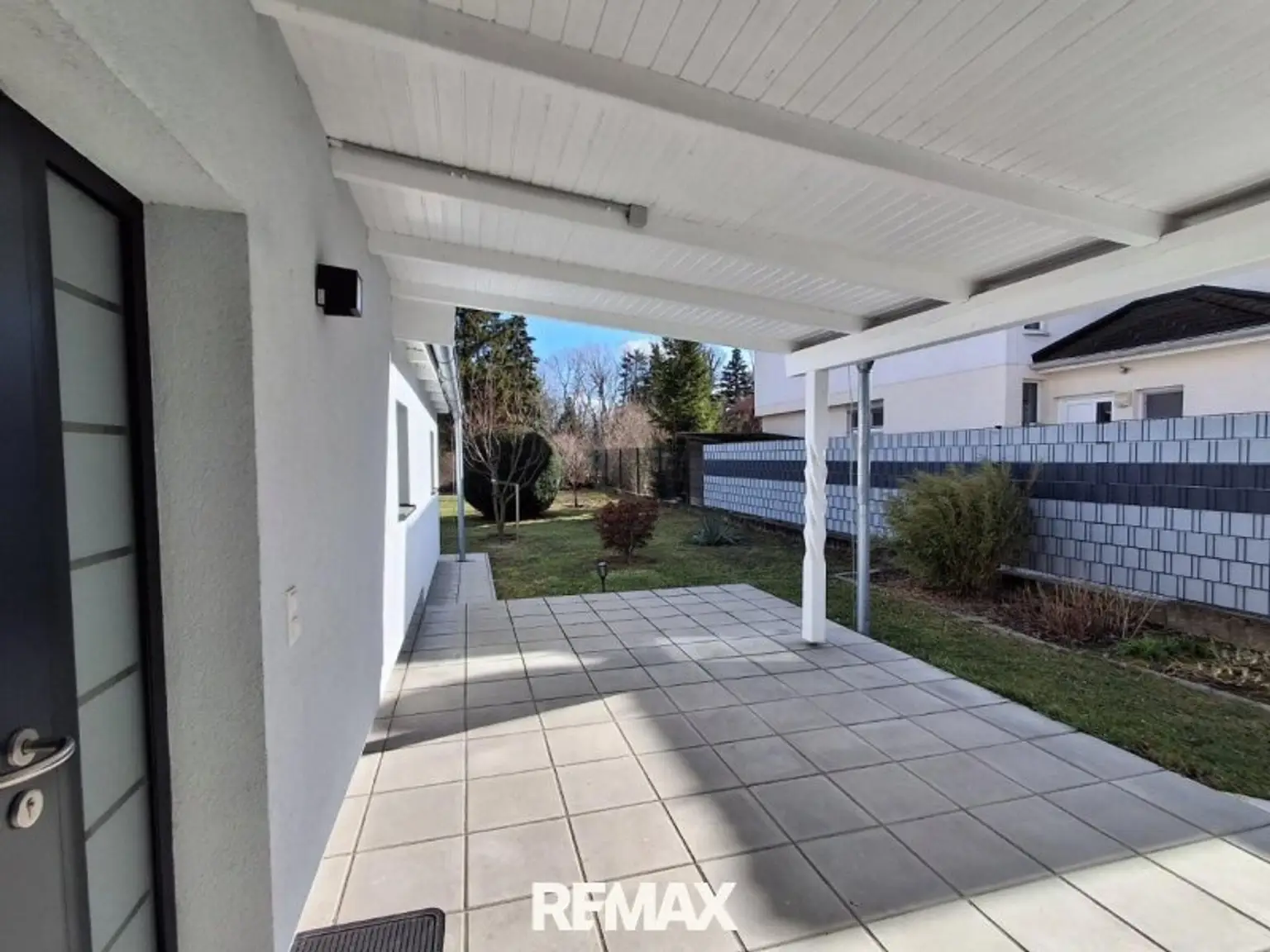 6 Terrasse EFH 1220