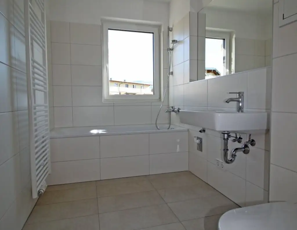 Neuwertige Dachterrassenwohnung in Hallein