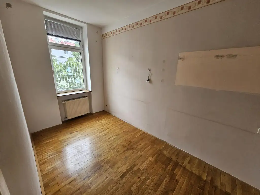 3 Zimmer - U3 Zippererstr