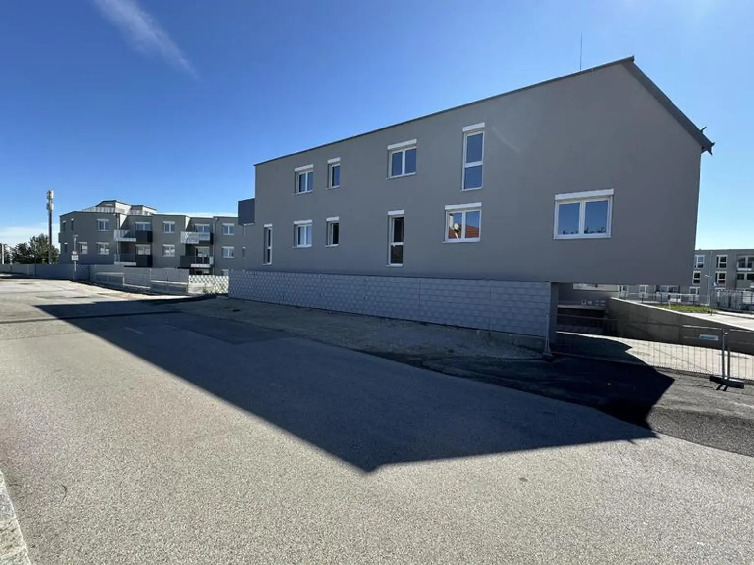 2326 Lanzendorf, Ing. Karl Strycek-Straße 2 MIETE