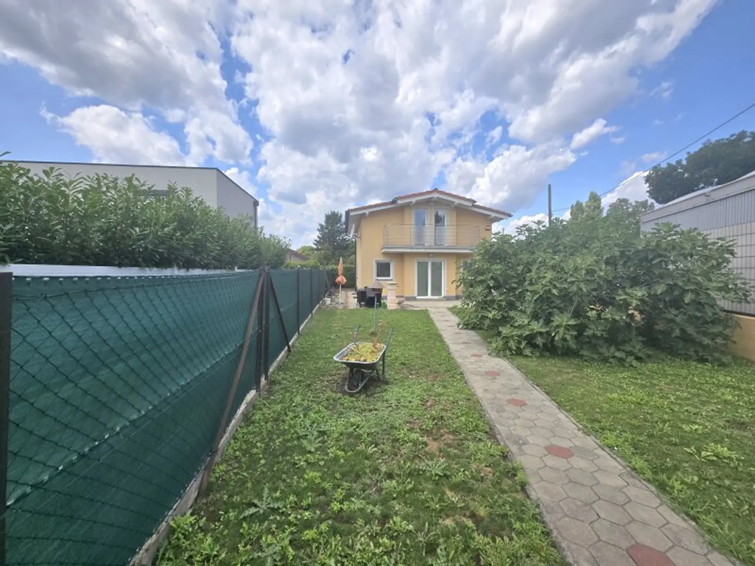 Haus mit Garten